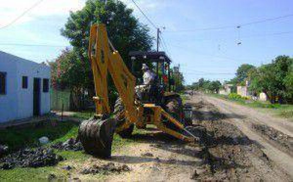 Amplia presencia municipal en tres barrios capitalinos