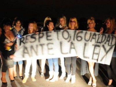 Travestis piden respuestas