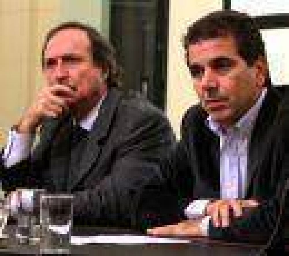 RITONDO SAC� DE ESCENA A LUBERTINO