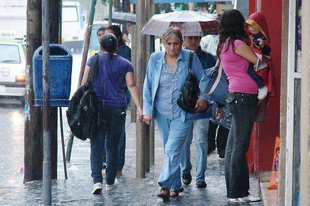 Rige un alerta por fuertes tormentas en el sur y este de Santiago del Estero
