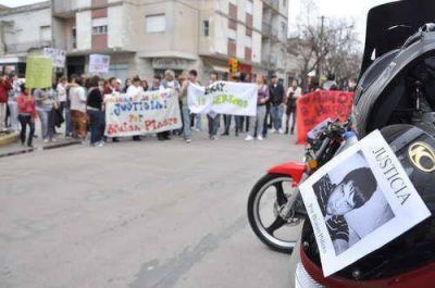 UN CONDUCTOR FUE CONDENADO POR CRUZAR UN SEM�FORO EN ROJO Y PROVOCAR UN CHOQUE DONDE HAB�A MUERTO UN JOVEN