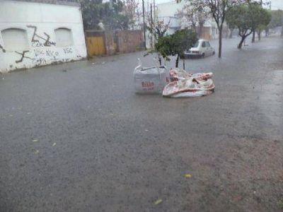 Otra vez, calles anegadas en la ciudad