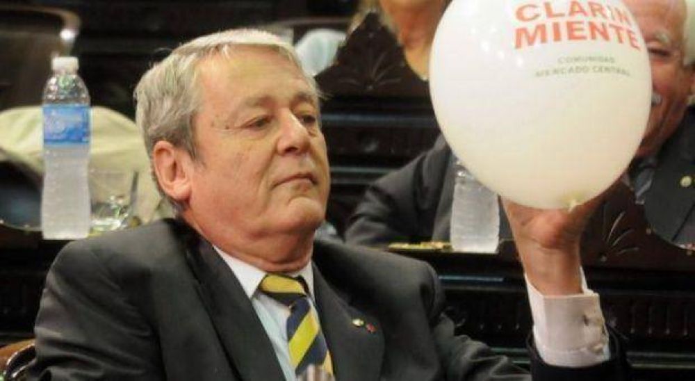 Kunkel pidi� a Scioli que �aclare� si el BAPRO financia la campa�a de "Pepe"