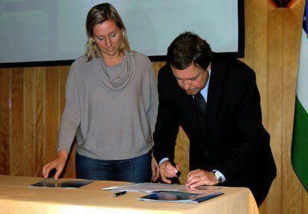 Anuncios para Bariloche en su 111� aniversario