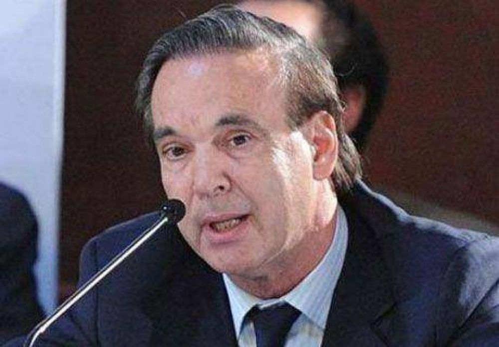 Pichetto mantiene la propuesta de sumar gendarmes al sistema de seguridad