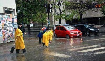 La Plata se volvi� a inundar y hay unos 350 evacuados