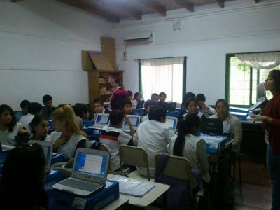 ANSES entreg� netbooks en Lima
