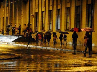 Un empleado admiti� que en el Banco Municipal acced�an a cuentas inmovilizadas