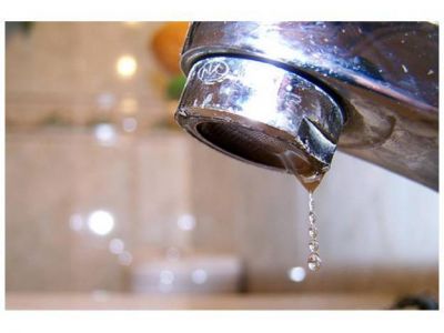 Piden suspender los aumentos de luz y agua