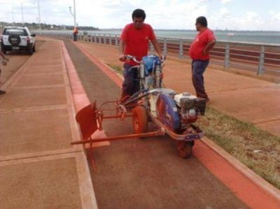 Ciclistas posade�os reclaman respeto a las bicisendas