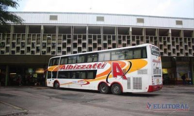 Paro de micros con alto acatamiento: s�lo partieron unidades al interior provincial