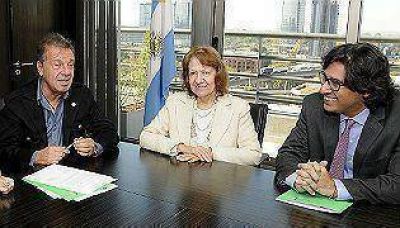 Los fiscales porte�os apuestan a la mediaci�n
