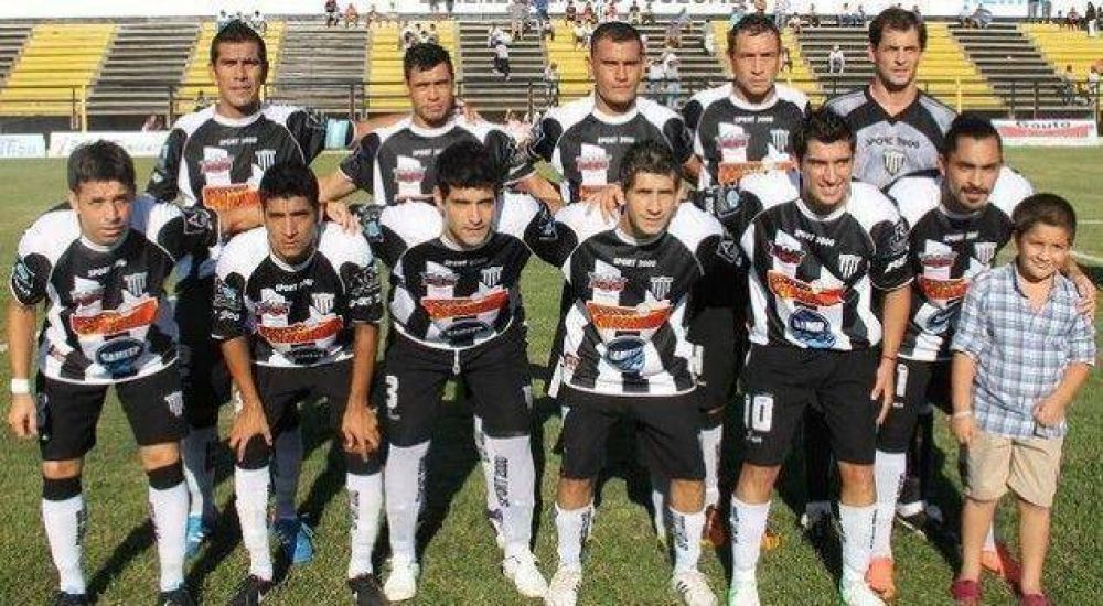 For Ever perdi� en Paran�