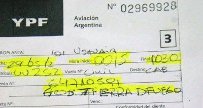 Vuelos nocturnos de Top Air SA y compra de repuestos a otra empresa de B�ez contradicen a la gobernadora R�os
