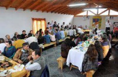 El Gobierno Nacionaliza Octubre