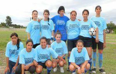 Buen nivel y mucho p�blico en la Liga de Mujeres