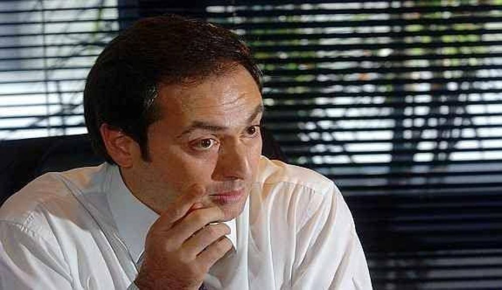 Apuesta al apoyo de intendentes