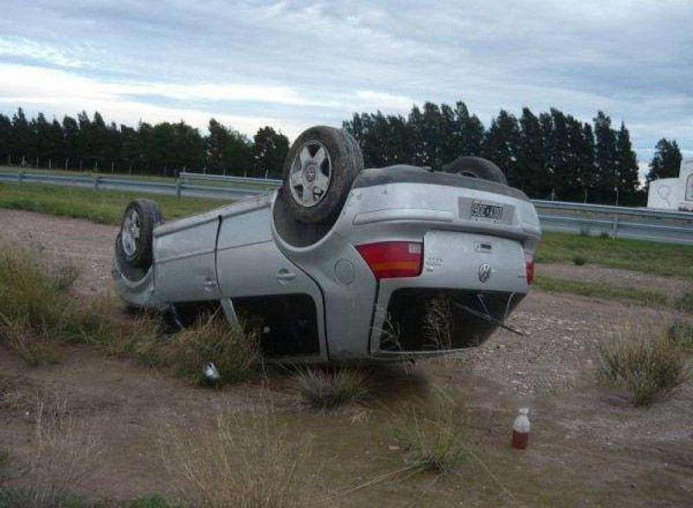 Vuelco en la ruta 229: un joven result� herido