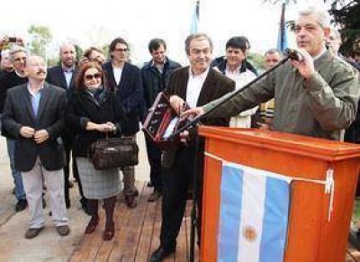 Inza particip� del acto de reapertura del Matadero Municipal de Tapalqu�