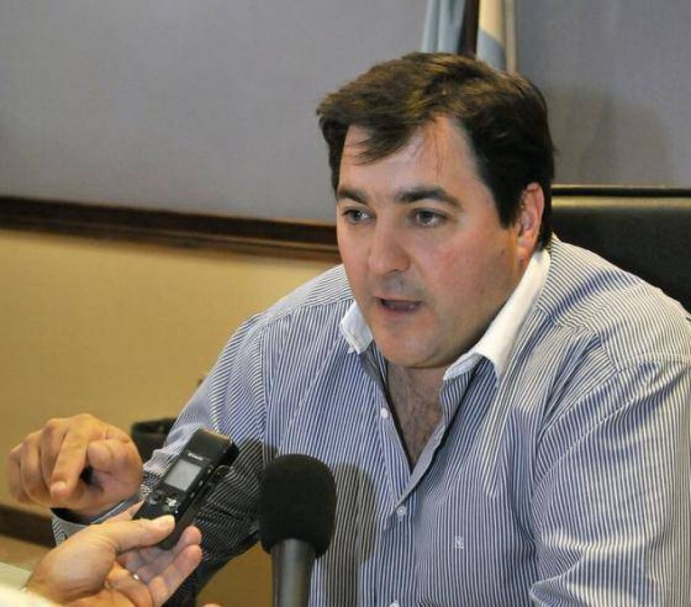 Convocaron a Intendentes para conversar aumento a municipales