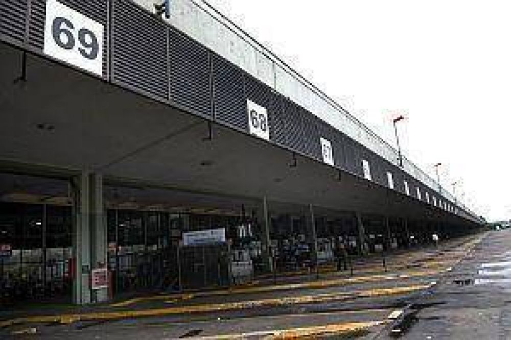 Contin�a el paro de UTA y los empresarios adelantaron que no podr�n responder al reclamo