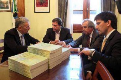 La deuda de cada rionegrino llega a 8.478 pesos