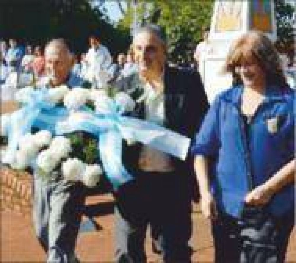 En un emotivo acto, Santo Pip� celebr� sus 85 a�os de vida institucional