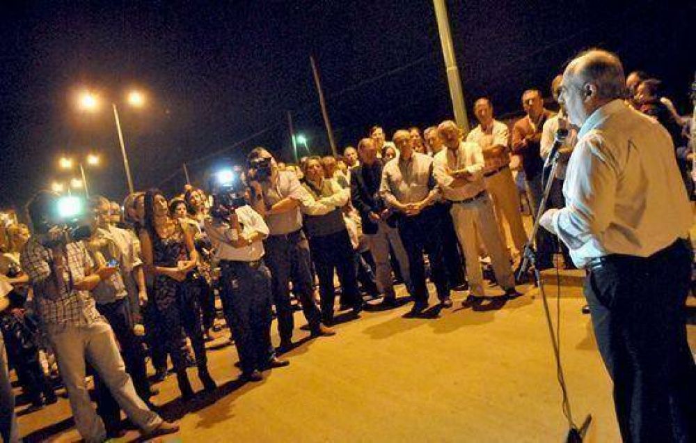 �En esta provincia impera la tolerancia, el federalismo y se respeta la divisi�n de poderes�
