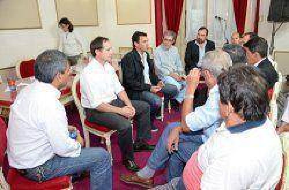 M�dicos Comunitarios: la Naci�n ratific� el pase a Municipios y la Provincia alista otro plan