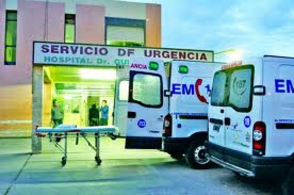 Dos menores de 15 a�os se trenzaron a golpes y uno termin� quebrado