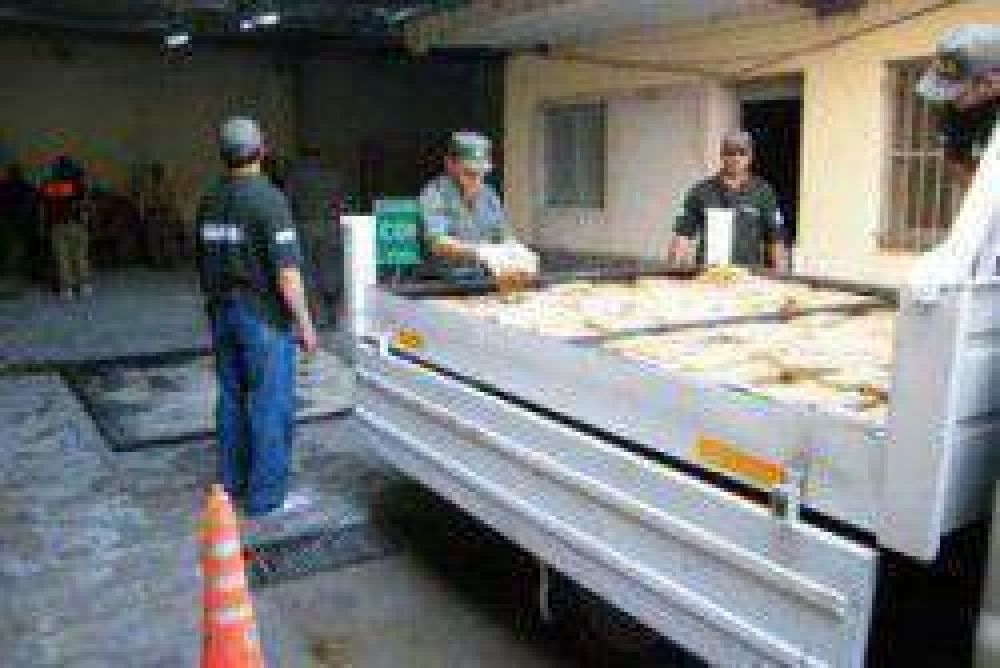 Boliviano quiso cruzar el puente con 723 kilos de marihuana