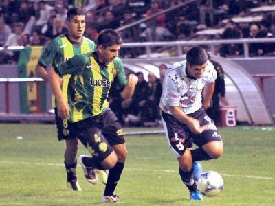 El Lobo quiere volver al triunfo como local frente al Tibur�n