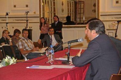 El Ministro Sylvester expuso sobre las pol�ticas en materia de seguridad en el �mbito contravencional