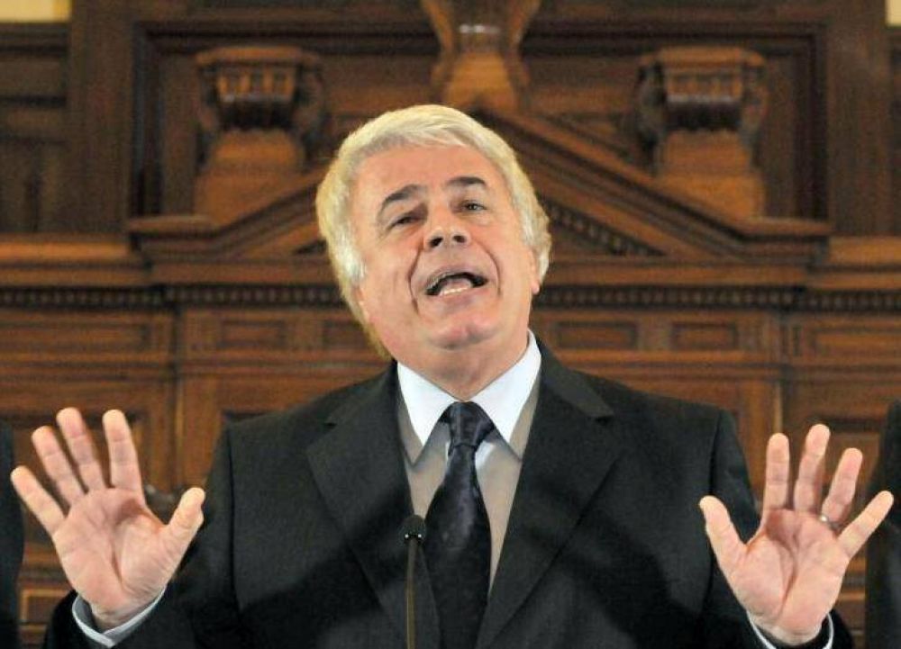 "Scioli es un kirchnerista simp�tico, pero es kirchnerista"