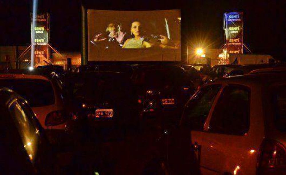 Se realiz� una nueva edici�n del autocine en San Fernando