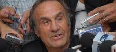 "Me cuesta creer todo el culebr�n que se arm� por una llamada" 