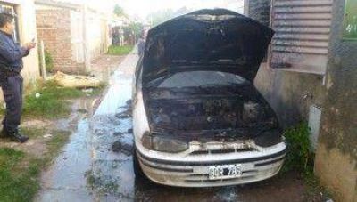 Capturaron a un sujeto que habr�a incendiado dos autos