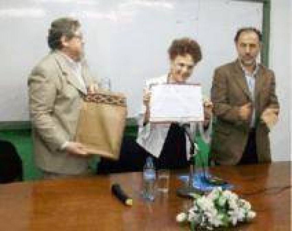 Habilitar�n en la provincia la l�nea telef�nica 137 para la atenci�n de casos de abusos y violencia