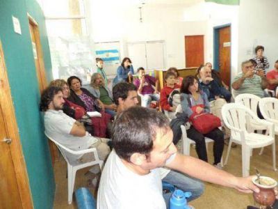 Plantean una v�a alternativa para el ingreso de los contenedores