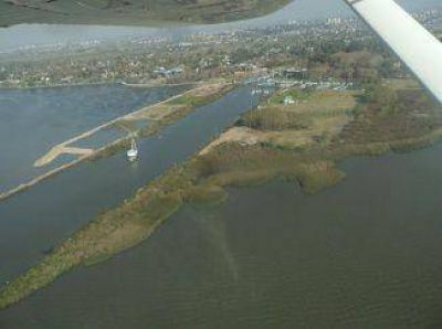 Avanza la extensi�n de la escollera Norte en el Club N�utico de Quilmes