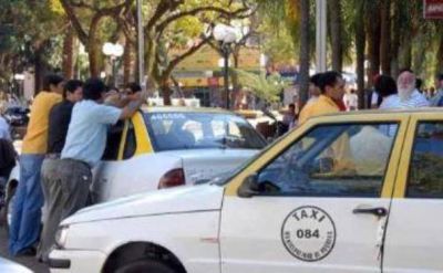 Podr�a frenarse el aumento de la tarifa de los taxis