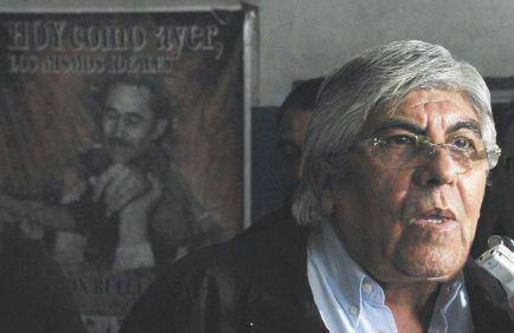Moyano lanza su propio partido y sale en busca de intendentes del Conurbano
