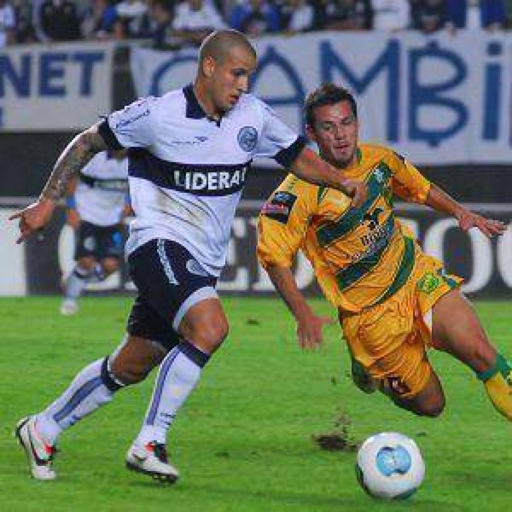 Gimnasia perdi� con Defensa y Justicia en el estadio Unico