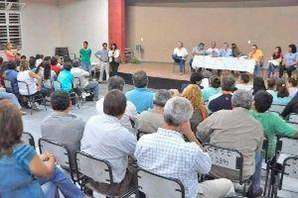 El intendente mantuvo una nueva reuni�n con vecinos del sur de la ciudad