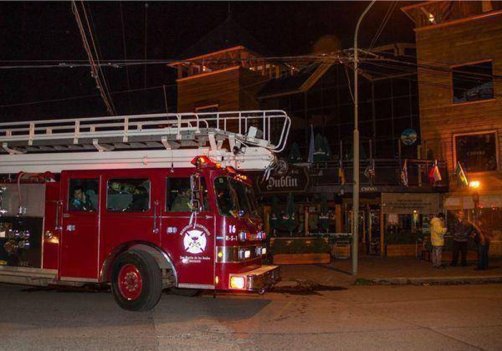 San Mart�n de los Andes: susto por incendio en pub c�ntrico 