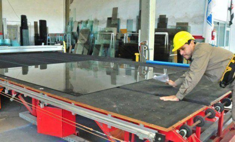 El gobernador inaugurar� la f�brica de vidrios Contacto S.A.