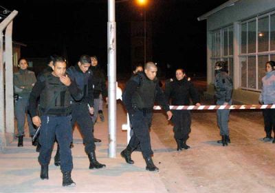 Reclusos heridos denunciaron violenta represi�n durante un mot�n en la c�rcel 