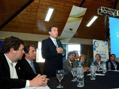 Mejora de 50% para funcionarios de P�rez por arreglo con administraci�n central, la antig�edad y el t�tulo