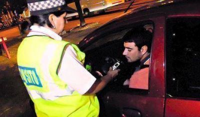 Quieren "tolerancia cero" de alcohol para conductores
