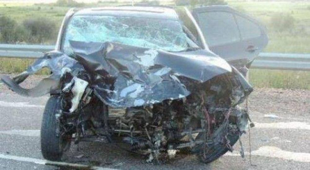 Choque fatal entre chaque�os sobre ruta 14